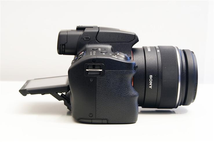 Sony SLT-A37 (11).jpg